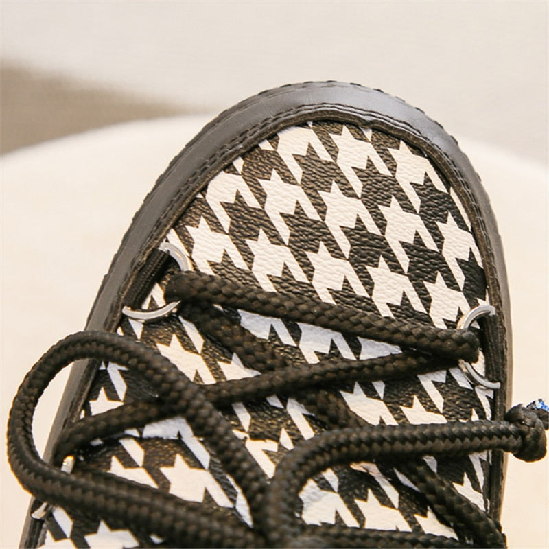 Houndstooth Snow Boots
