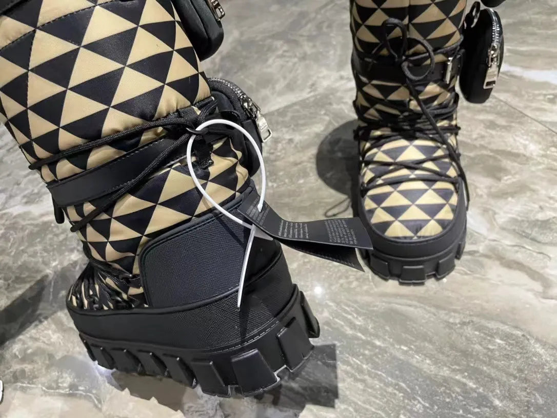 Snow Cap Boots
