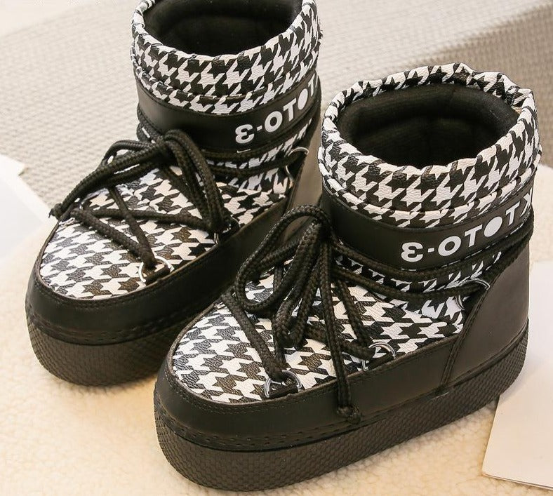 Houndstooth Snow Boots
